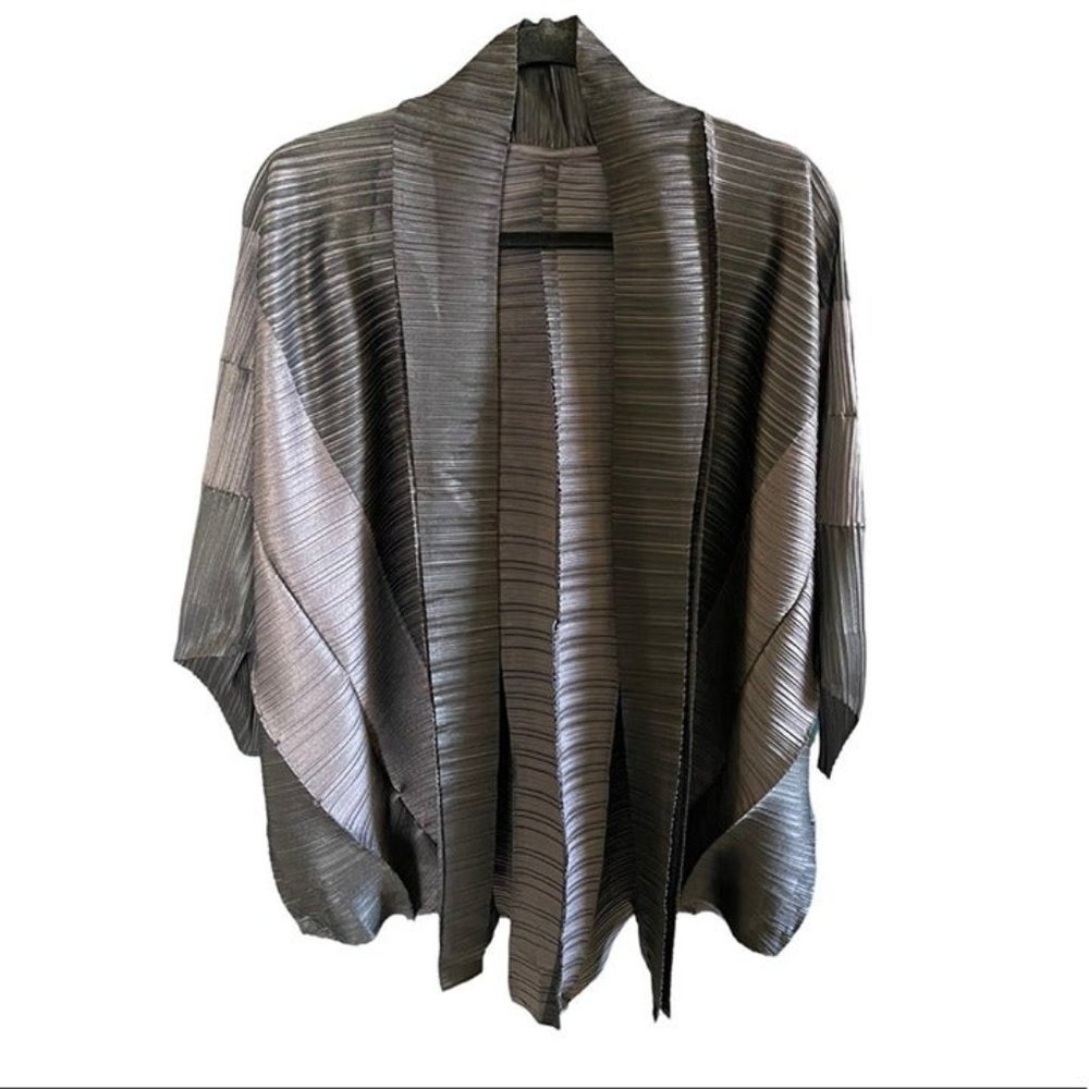 Gorgeous Pleated Versatile Jacket Top One Size